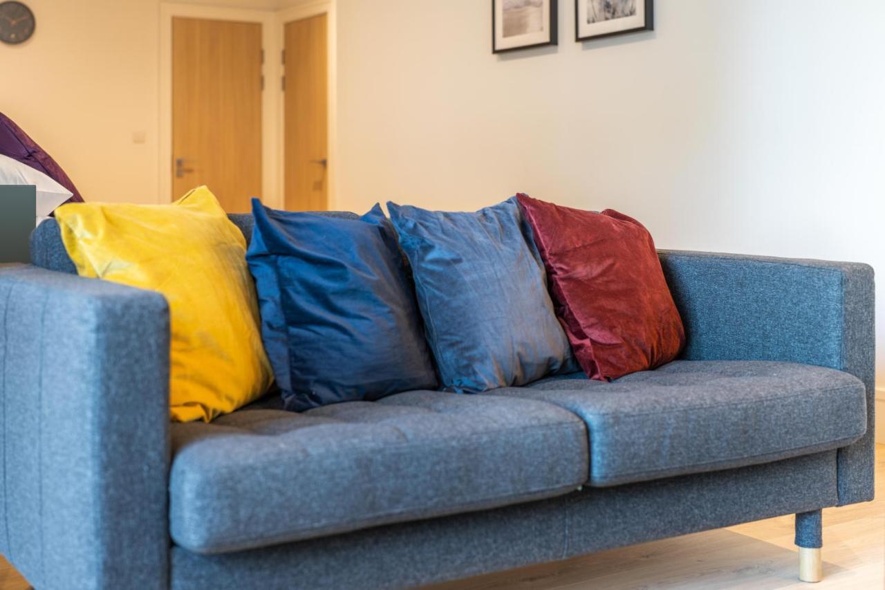 Cozy Apartments - Free Wifi And Parking Onsite Feltham Zewnętrze zdjęcie