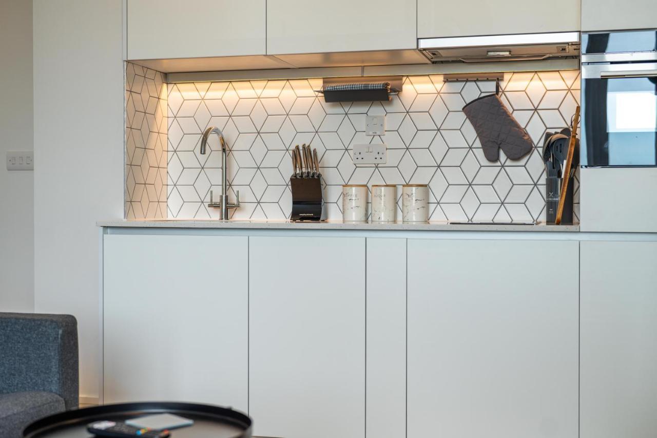 Cozy Apartments - Free Wifi And Parking Onsite Feltham Zewnętrze zdjęcie