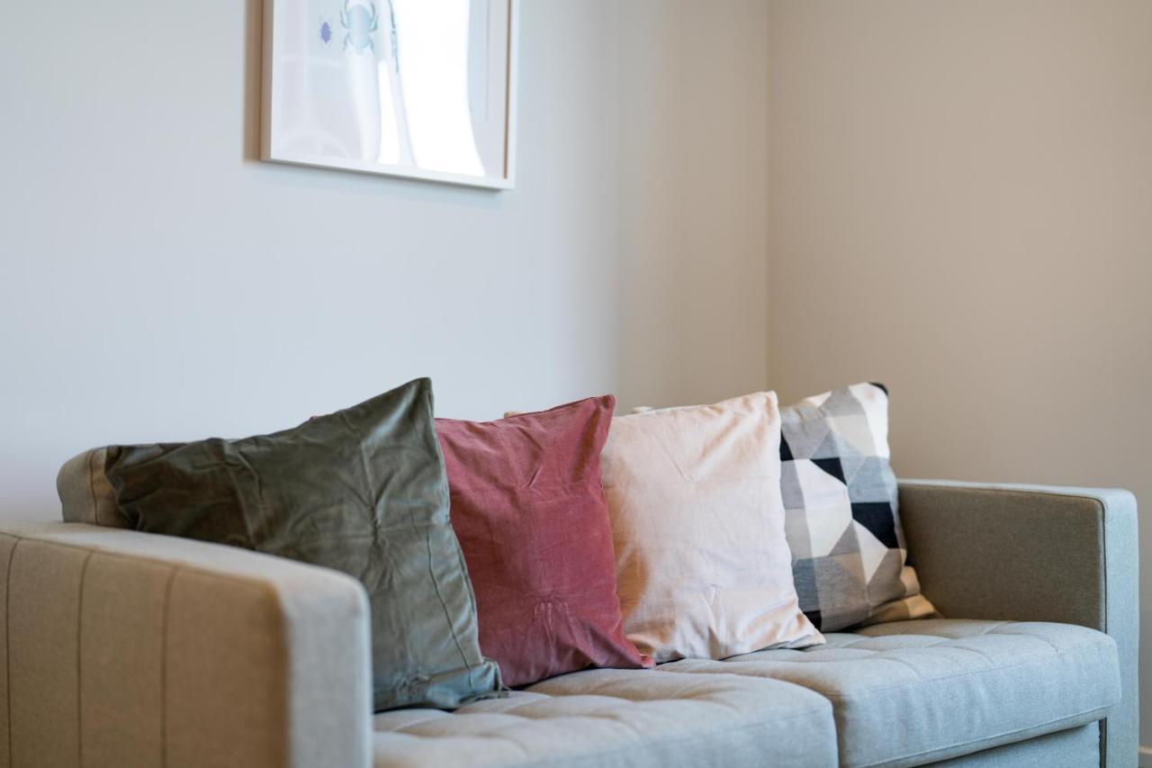 Cozy Apartments - Free Wifi And Parking Onsite Feltham Zewnętrze zdjęcie