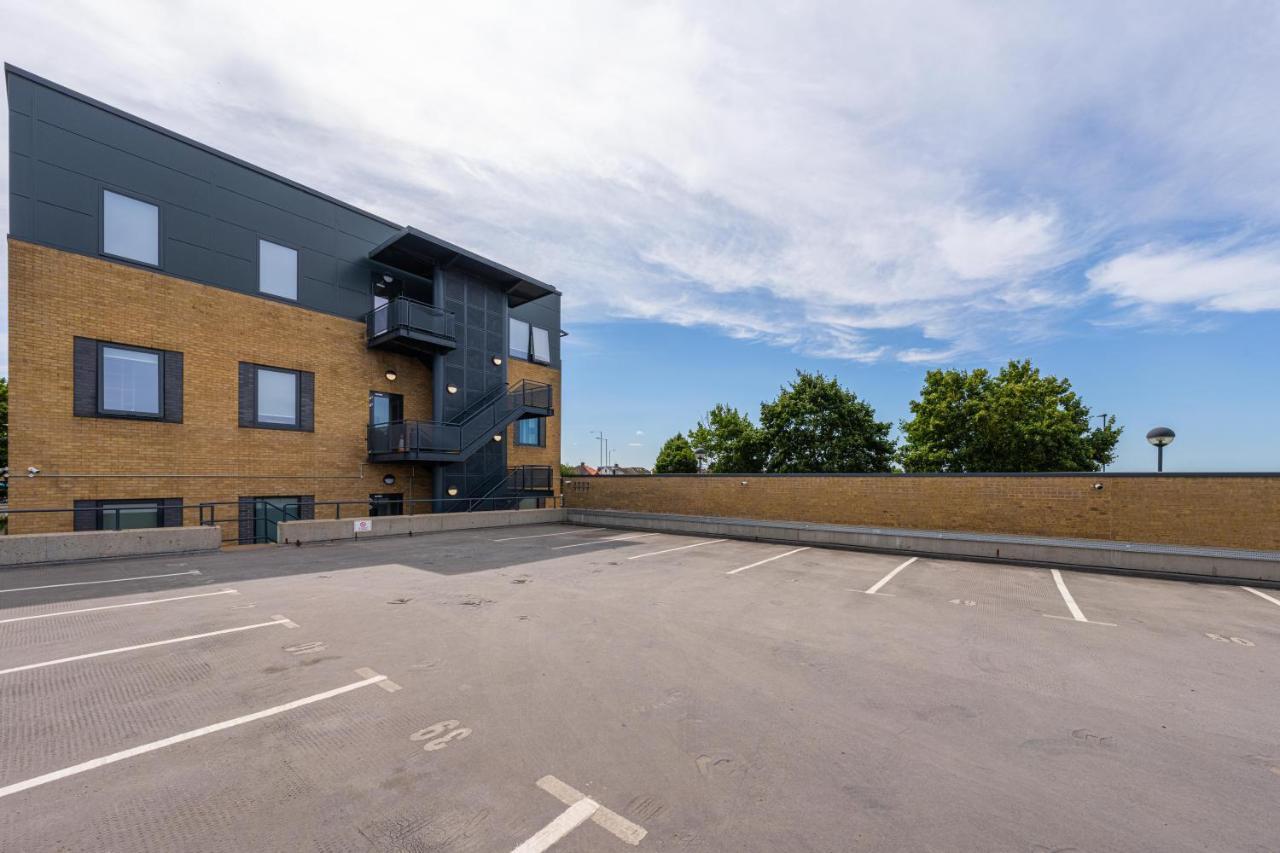 Cozy Apartments - Free Wifi And Parking Onsite Feltham Zewnętrze zdjęcie